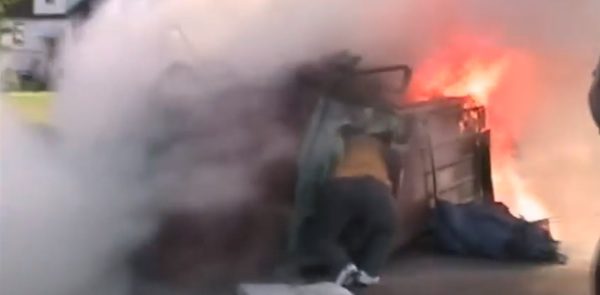 A Family Was Trapped Inside a Burning Car. My Heart Stopped While Watching What Two Heroes Did.