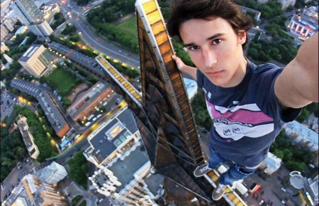 Man Takes Photos From Top Of High Structures That are Stunning and Terrifying
