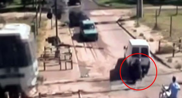 Security Cameras Caught These People In Action. What They Did Restored My Faith In Humanity.