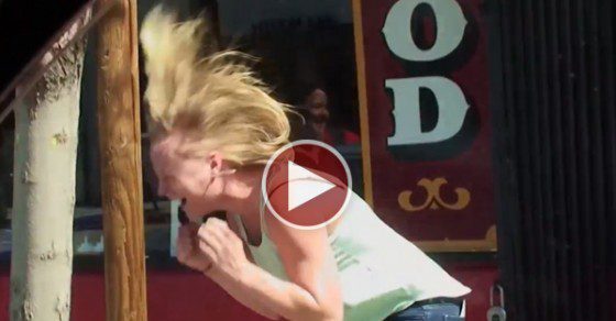 A Waitress Just Got “Pranked” In The Best Way Possible. What They Did To Her Changed Her Life.
