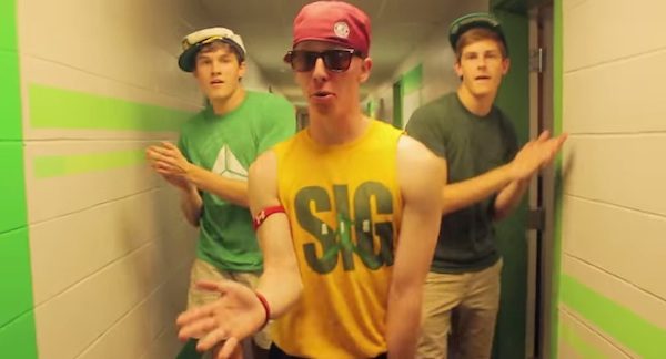 Here’s The Funny The Lip Dub Of “Shake It Off” That Got These Frat Boys A Date With Taylor Swift!