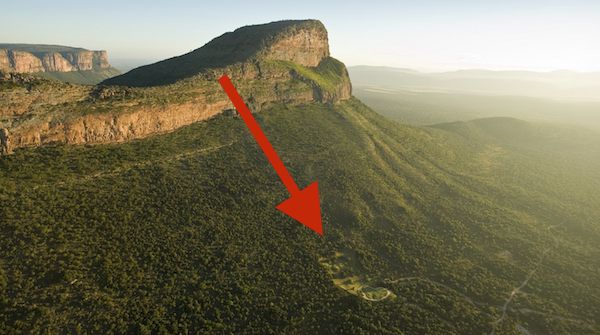 What Looks Like An Ordinary Landscape Photo Is Actually A Legendary Golf Hole