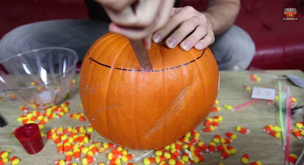 10 Incredibly Awesome Pumpkin Decoration Tips For Halloween