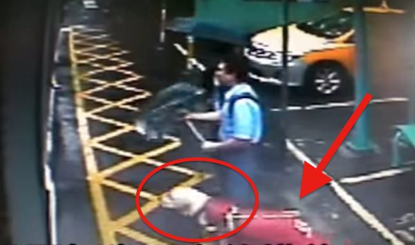 Teen Stands Up To Woman Bullying Guide Dog And Man with Disabilities