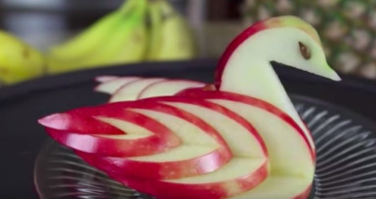 apple swan