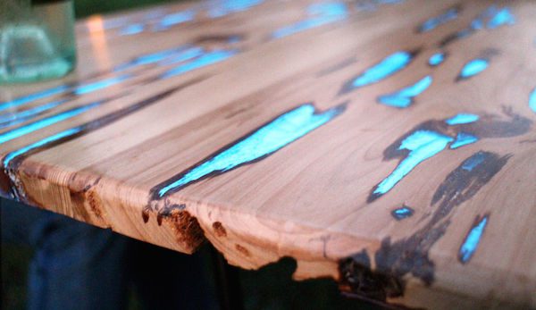 glow in the dark table