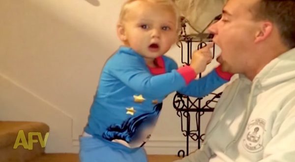 dad surprises toddler