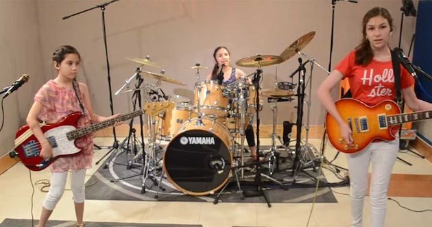 sisters in heavy metal band