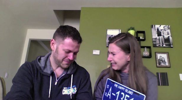 baby announcement surprise