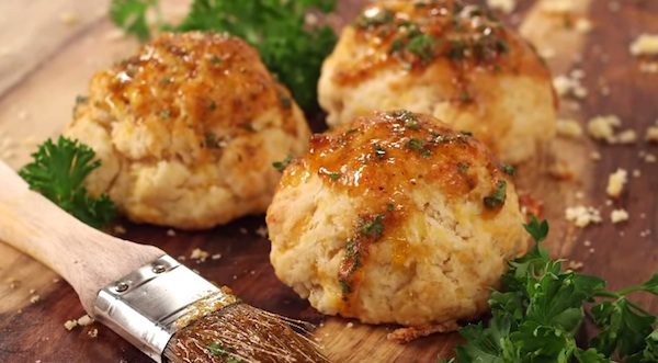 cheddar bay biscuits