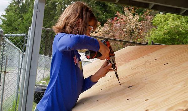 Hailey Fort makes homes for homeless