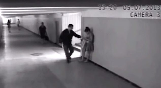 thief in subway station