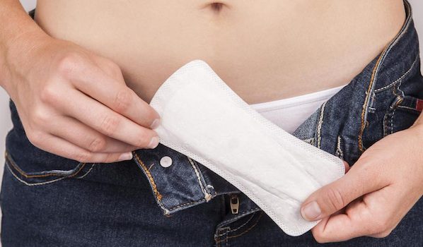 girl with sanitary pad