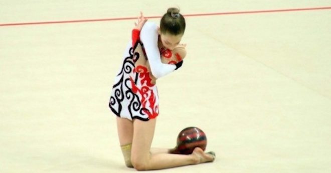 Amazing Young Gymnast’s Rhythmic Routine Is Spectacular