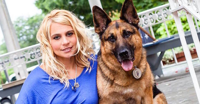 Fallen Police Officer Honored By His Wife And K-9 Partner In Beautiful Photoshoot