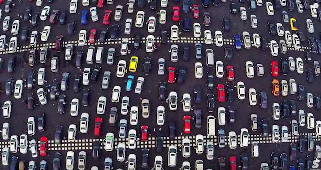 Giant Traffic Jam In China Is Absolutely Insane
