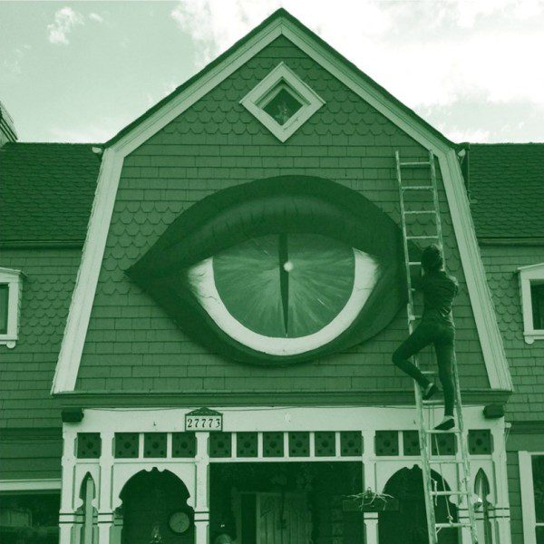 spooky-house-8
