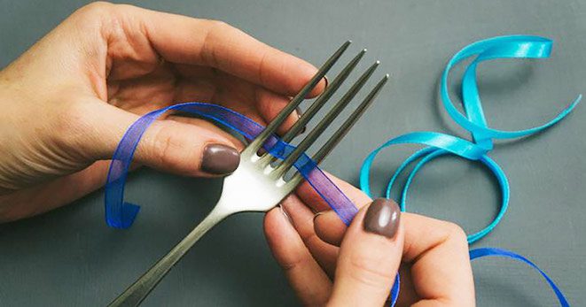 make tiny bows with fork