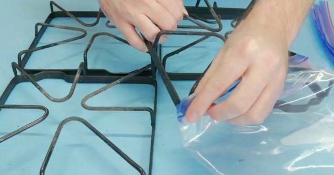 cleaning stove grates