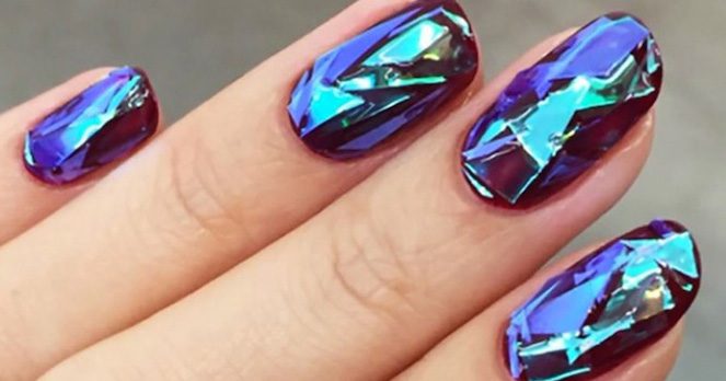 shattered glass nails