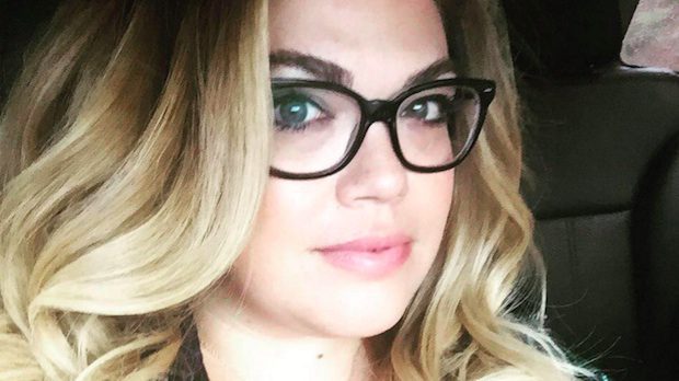 Woman Shocked When Her Dentist Warns Her About What Her Toothpaste Was Doing To Her Gums