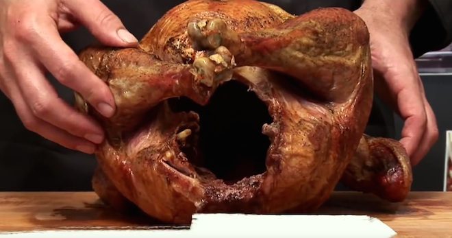 This Chef Says Most People Carve Turkeys Wrong – Here’s The Right Way To Do It