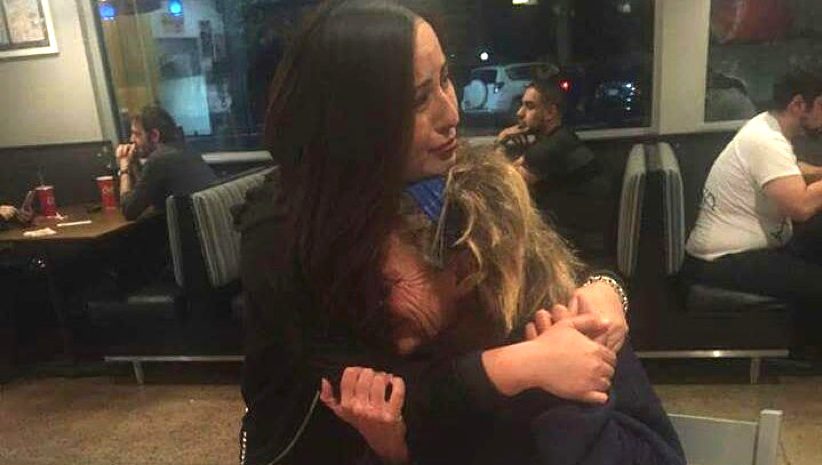 kind gesture to homeless woman