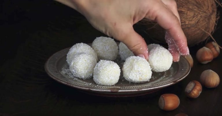 How To Make Coconut And White Chocolate Truffles