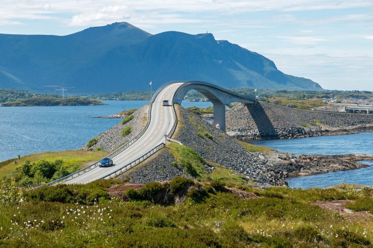 This Road In Norway Is Called One Of The Most Dangerous Roadways In The World