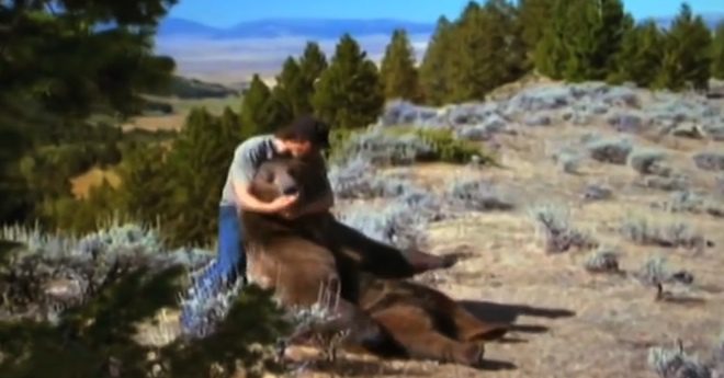 Man Raises Grizzly Bear As His Best Friend