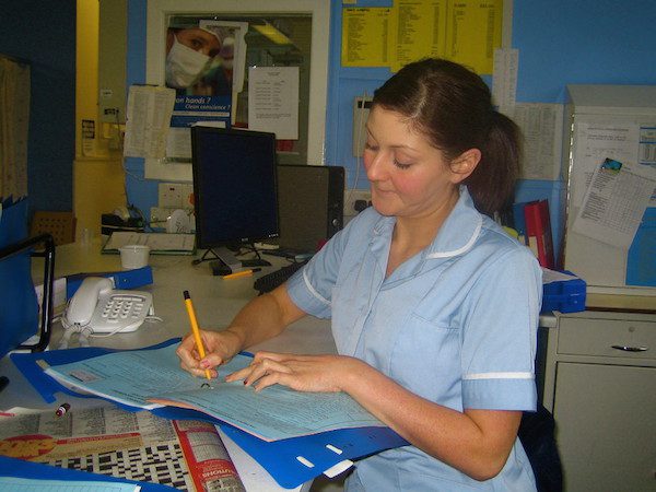 nurse-uniforms-9