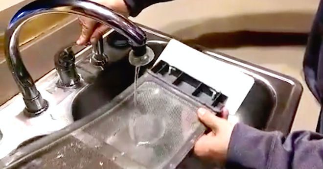 lint filter cleaning