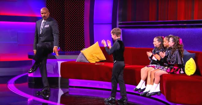 Steve Harvey Gets A Lesson In Irish Dancing From 4 Young Kids