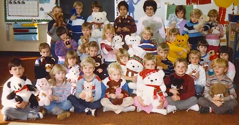 Retired Kindergarten Teacher Sends Student A Note Nearly 30 Years Later