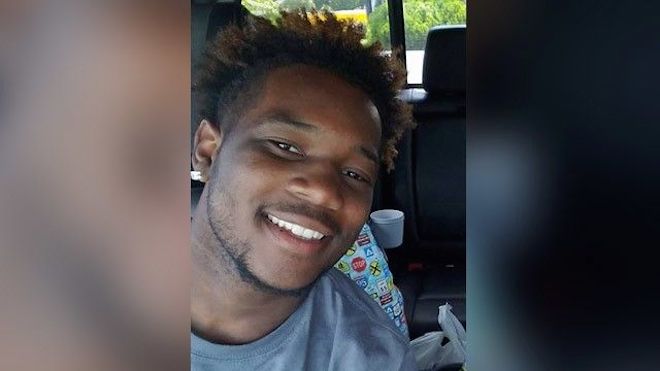 Officers Help Homeless Teen Who Biked 6 Hours To Get To College And Slept In Tent