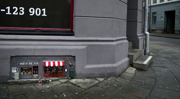 Tiny Mouse Houses Magically Appear On Streets In Sweden To Everyone’s Delight