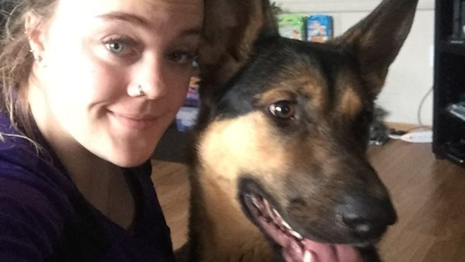 Shelter Dog Escapes And Shows Up At House Of Woman Who Fed Him Treats