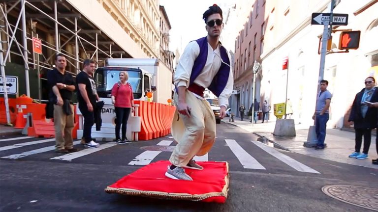 aladdin viral costume