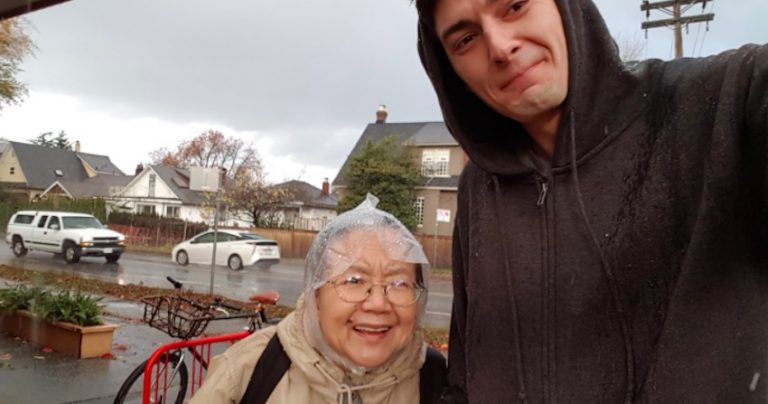 Man Stops To Help Elderly Woman Walking Wrong Direction To Hospital In Pouring Rain
