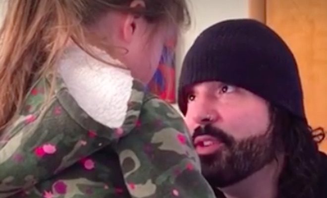 Dad Handles His Daughter’s Anger In Beautiful Way, What He Says Is Going Viral