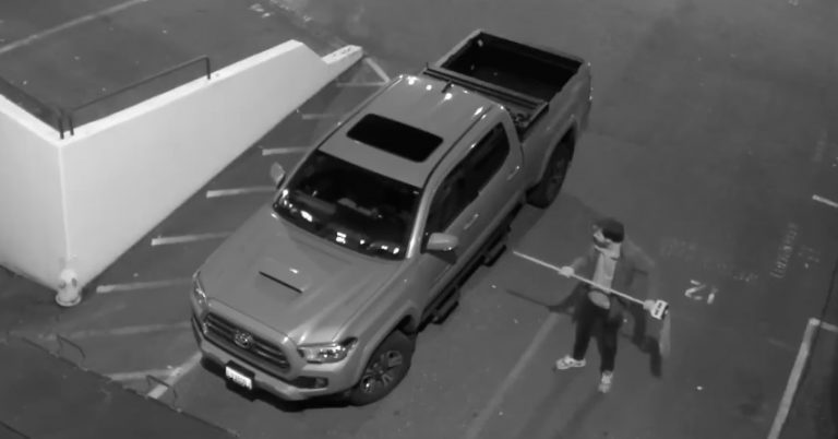 Radio Host Give Hilarious Play-By-Play Of Car Vandal Armed With Mop