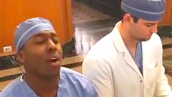 Doctors Serenade Patients In Between Surgeries In Impromptu Performance