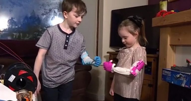 Clever Dad Who Made 3D Arm For His Son Makes One For Girl After Seeing Her Story On Social Media