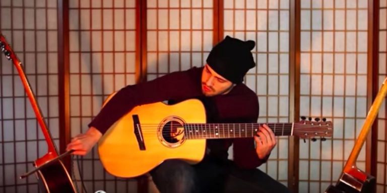 Guitarist Performs ‘The Last Of The Mohicans’ Theme Beautifully On 3 Guitars