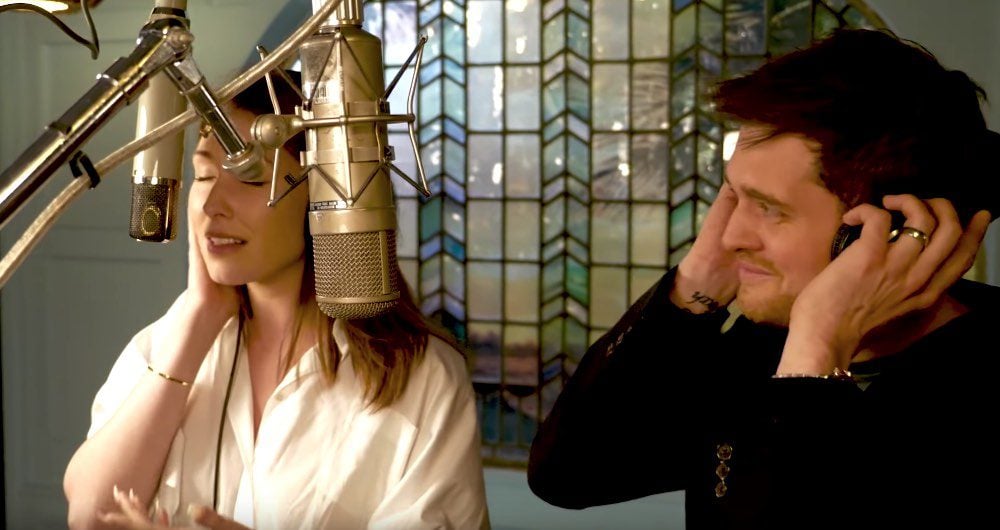Michael Buble Sings 'Help Me Make It Through The Night' In Magical Duet