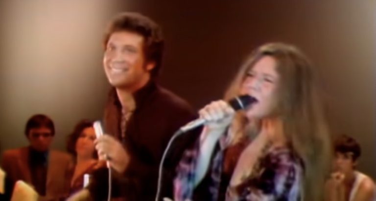 Tom Sings ‘Raise Your Hand’ With Janis Joplin In Groovy Duet