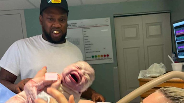 Dad Has Hilarious Reaction To Watching Daughter’s Birth, Photos Goes Viral