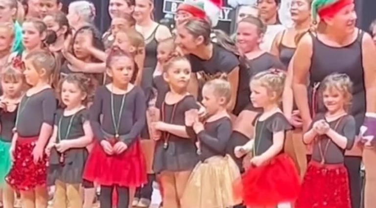 Girl Has Reaction Of Pure Joy When She Spots Her Family In The Audience