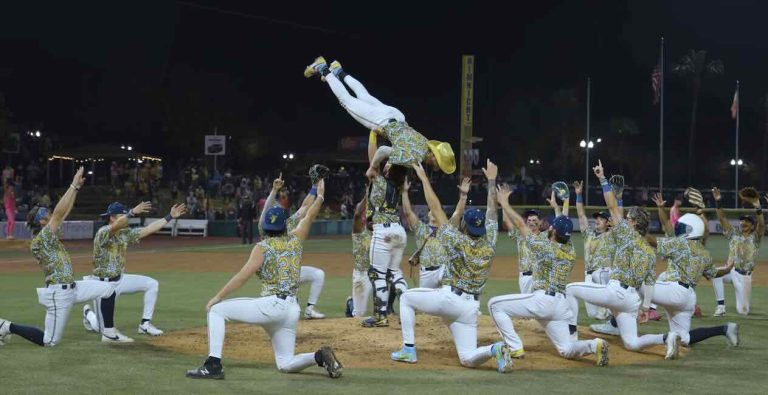 Baseball team does hilarious dirty dancing routine
