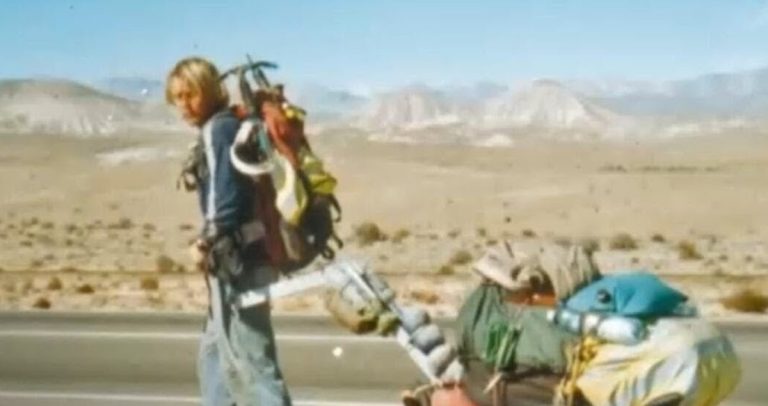 Man Who Walked Around the World for 27 Years Nears the Finish Line